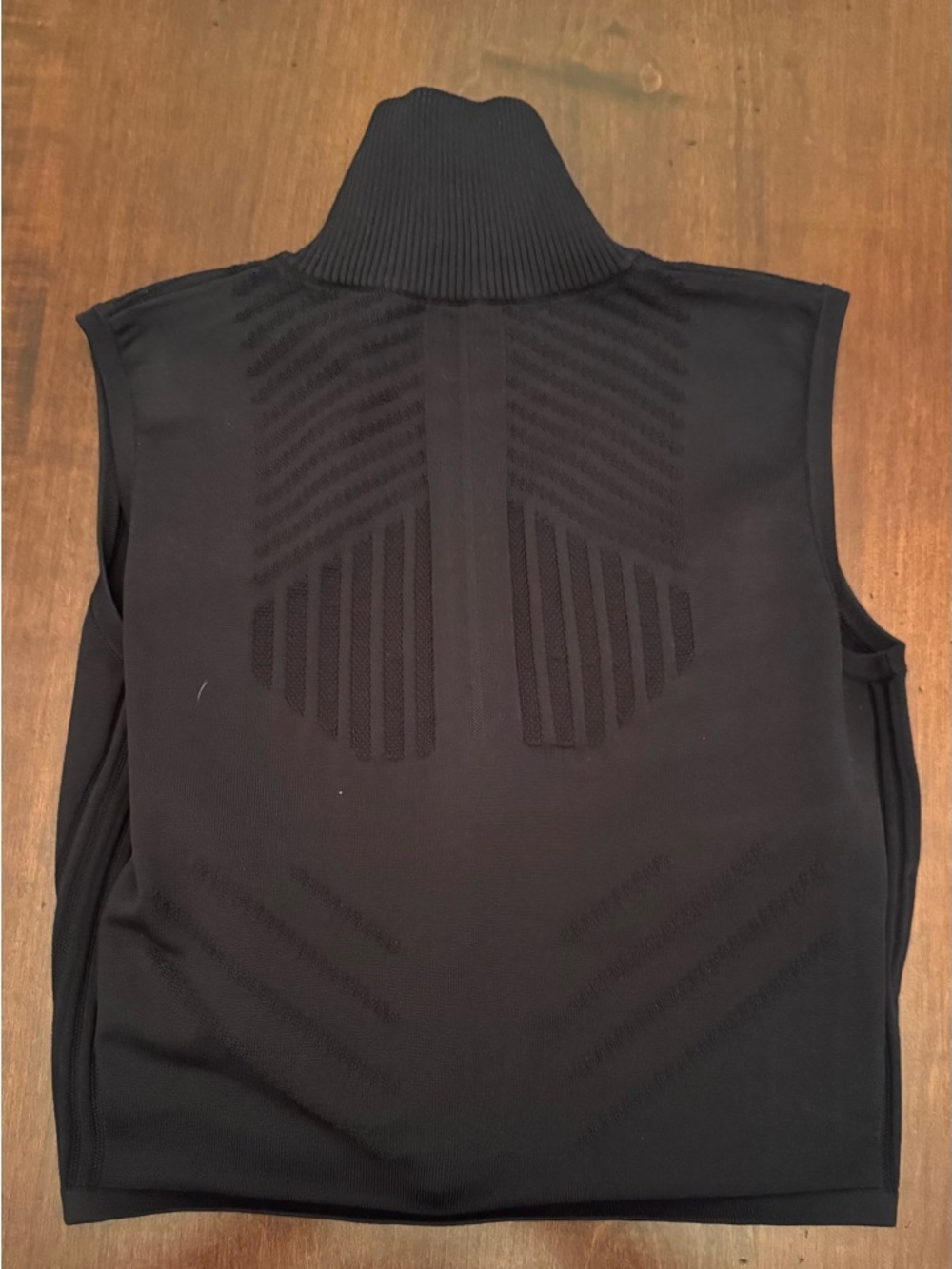 Prada Linea Rossa Black Cropped Zip Vest - Picture 3 of 5